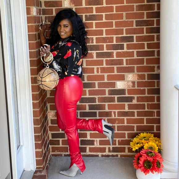 RED HOT! (Pants) - Picture 3 of 10